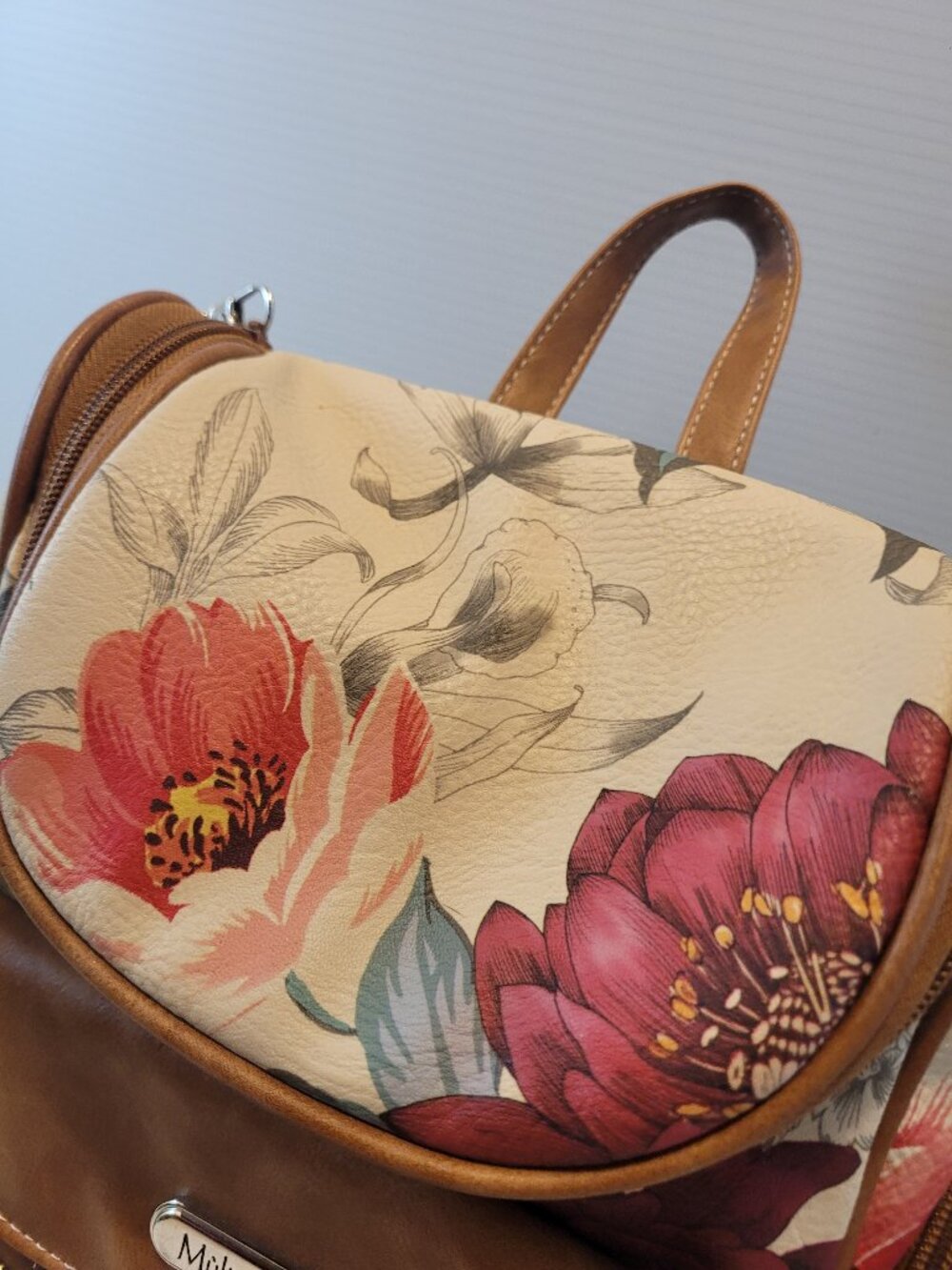 Multisac Floral Beige Backpack w Replacement pull on top - Picture 3 of 9